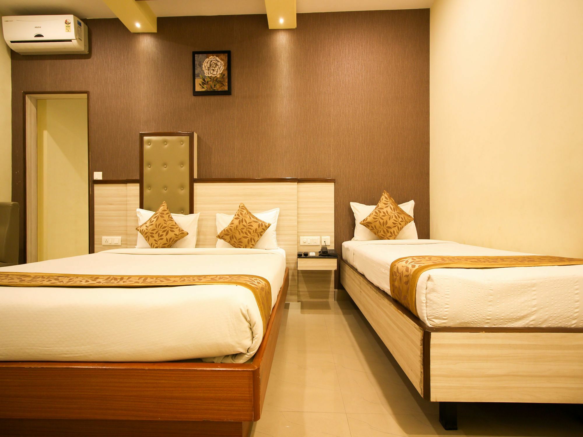 Hotel Oyo 6960 Kengeri à Bangalore Extérieur photo