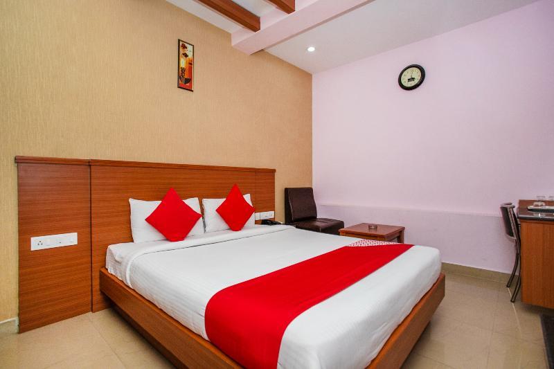 Hotel Oyo 6960 Kengeri à Bangalore Extérieur photo